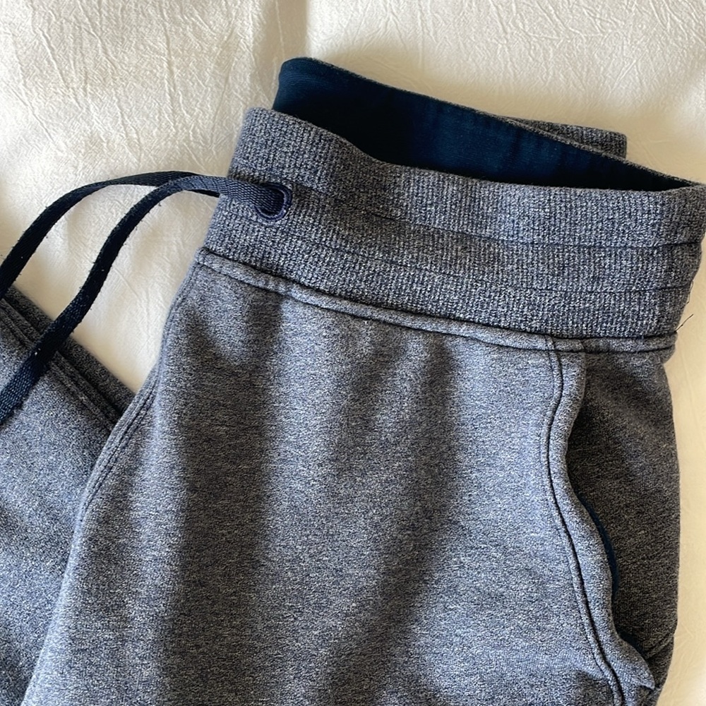 lululemon joggers - size 6